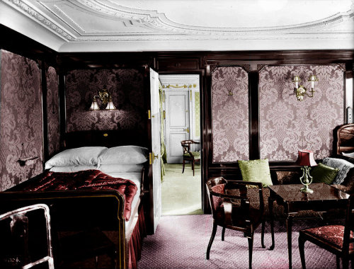 messrstaquitain:Titanic’s first class in colour