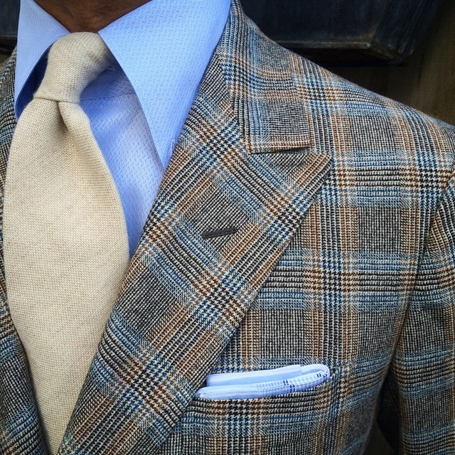 violamilano:  Closeup of today by @rickycarlo wearing a Viola Milano “Creme”