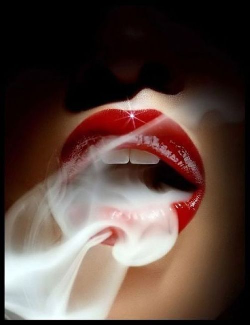 lederissexy: lovesatin73: AMAZING Wet shiny red lipstick exhale dam im horney