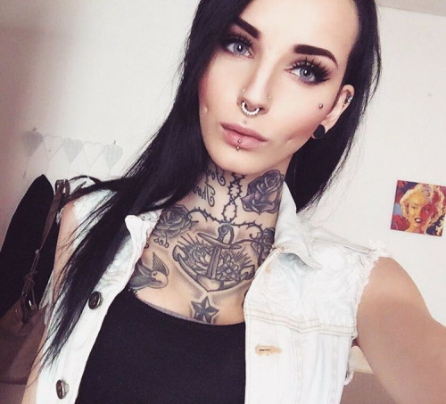 itsall1nk:  More Hot Tattoo Girls athttp://itsall1nk.tumblr.com