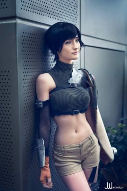 girls-do-cosplay:  Final Fantasy VII - Yuffie Kisaragi by alex_cosplays http://bit.ly/2GlWnxR