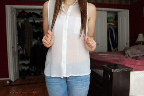 intoxicatedteen:  ootd Holla 