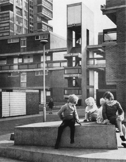 fuckyeahbrutalism: Canada Water Estate, Rotherhithe, London, 1964 (London County Council Architects&