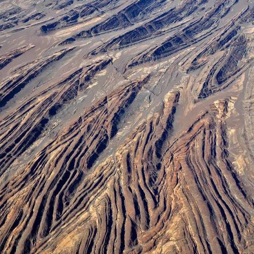 The Damara MountainsLocated in the deserts of Namibia is a fold belt of mountains that records the f