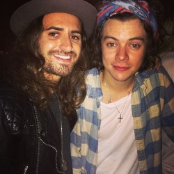 harrystylesdaily:  kirsty_mclaughlin: Partying with Harry!! 