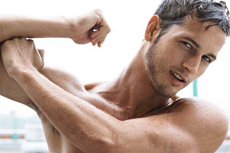 nicemale:  Max Emerson