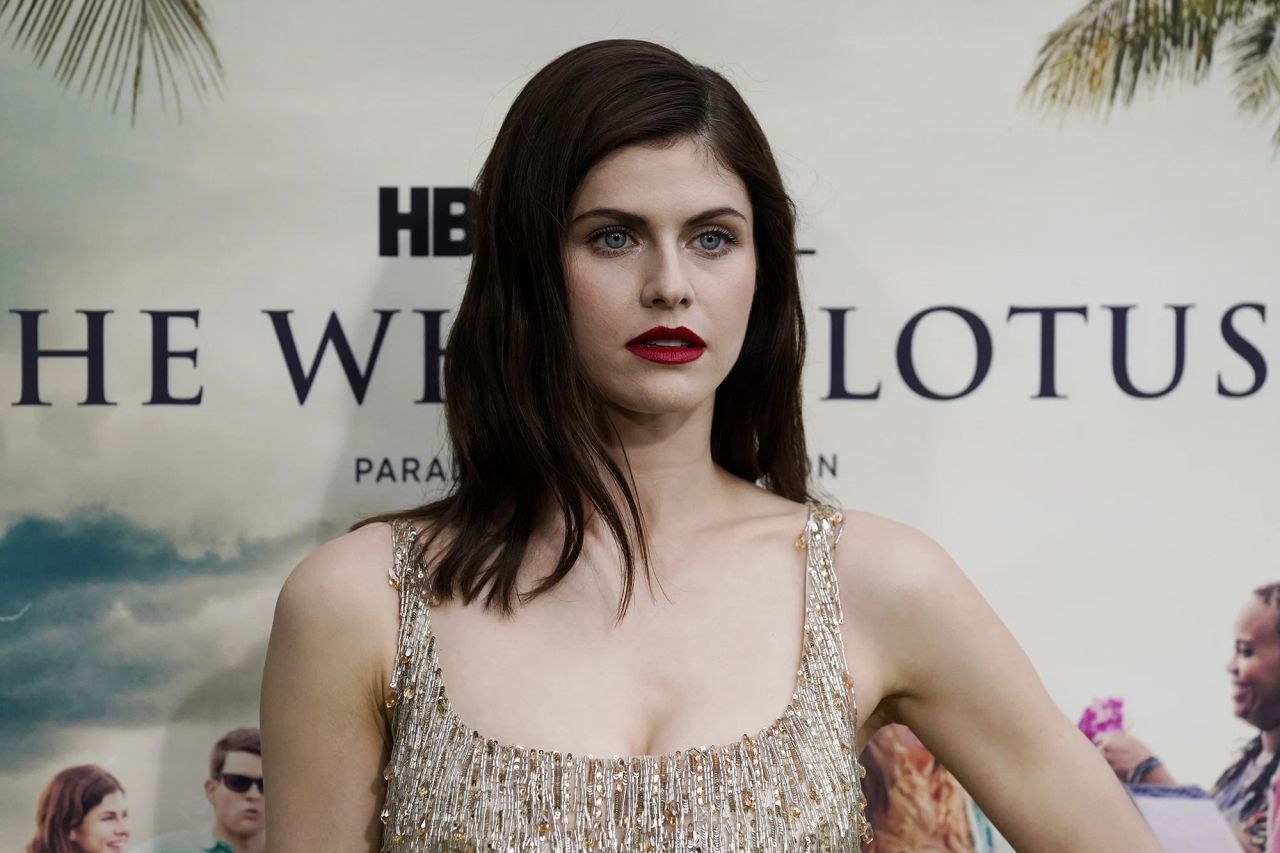 Alexandra Daddario American Horror Story