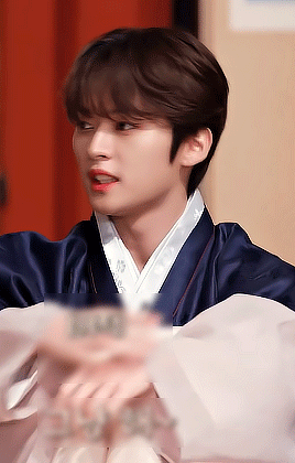 LEE KNOW ♡ SKZ CODE EP. 27 A DAY AT SKZ ACADEMY #1
