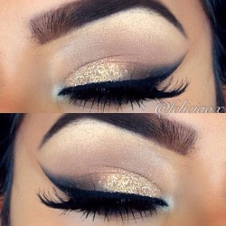 ofsunshines:  ofsunshines:  makeup  