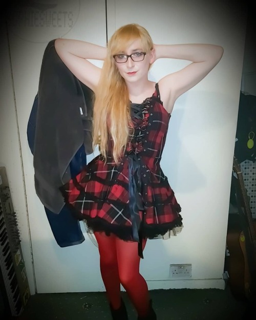 Another hellbunny dress pic! soundcloud.com/sophiesweets/sets/yes-i-am-serious #buttshot #bu