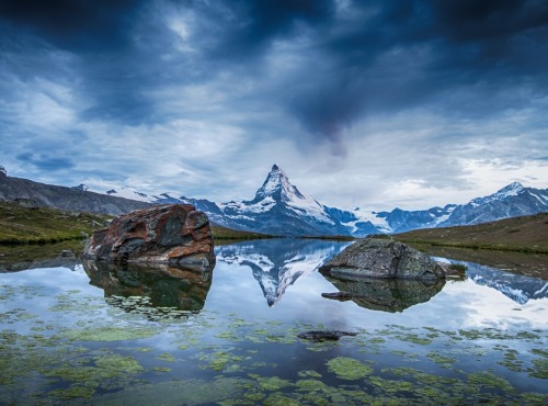 Porn photo lsleofskye:  Matterhorn, AlpsCredits: 1,