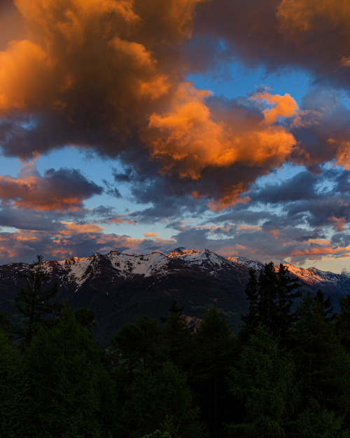 Fire in the sky 21-25/? - 21: Haute Route Pyreneenne, August 201922-25: Alpine Haute Route