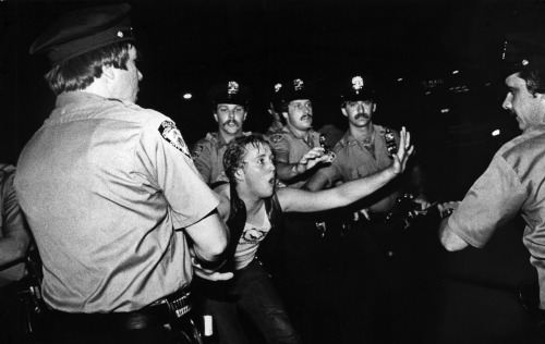 livefasttryingnottodieyoung:Stonewall Riots, June 28, 1969 (and following days)