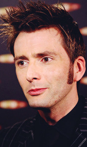 dxvidtennxnt:  David Tennant Series » sideburns 