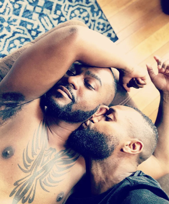 trealhangman8687:trealhangman8687: I love black gay love