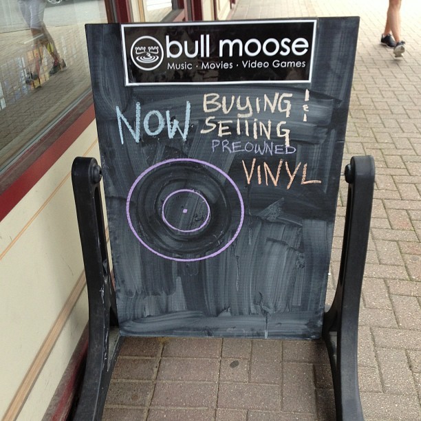 nowxspinning:  @bullmoosestores  #nowspinning #nowplaying #vinyl #vinylcollection