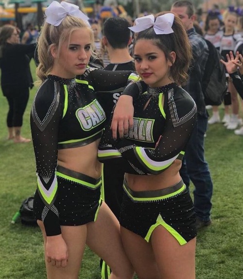 “out with the old and in with the new,smoed’s back and not in blue”
