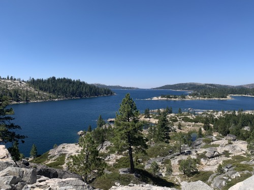 Located 25 miles back on Ice House Road in the Sierra Nevadas is Loon Lake. Its a larger high alpine