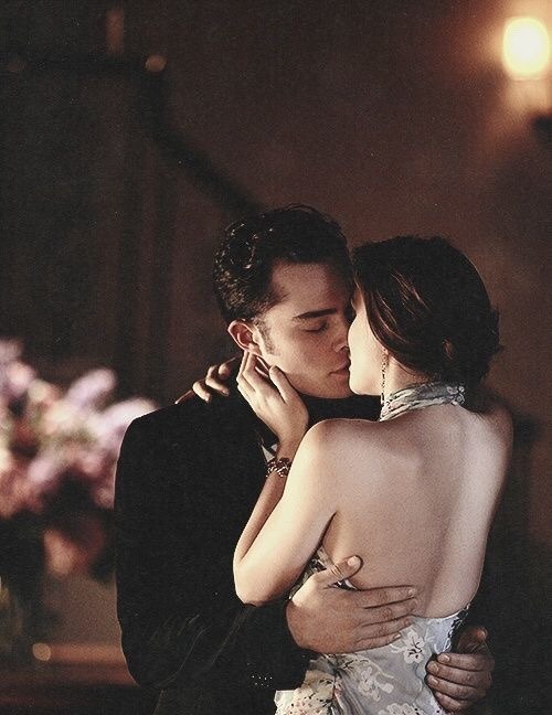 fullyfaith:  Chuck and Blair are my aesthetic porn pictures