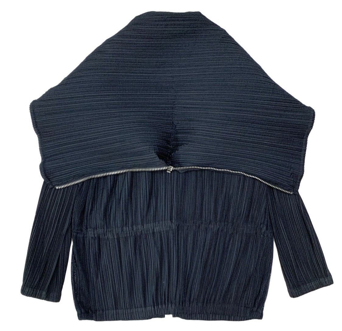 eye candy saeculorum — Issey Miyake: SS93 Barcelona Olympics Uniform...