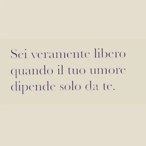 “Smetti di lasciare che le persone che fanno così poco per te controllino così tanto la tua mente, i tuoi sentimenti e le tue emozioni.”
W. Smith
https://www.instagram.com/p/CfMP3uxIc2p/?igshid=NGJjMDIxMWI=