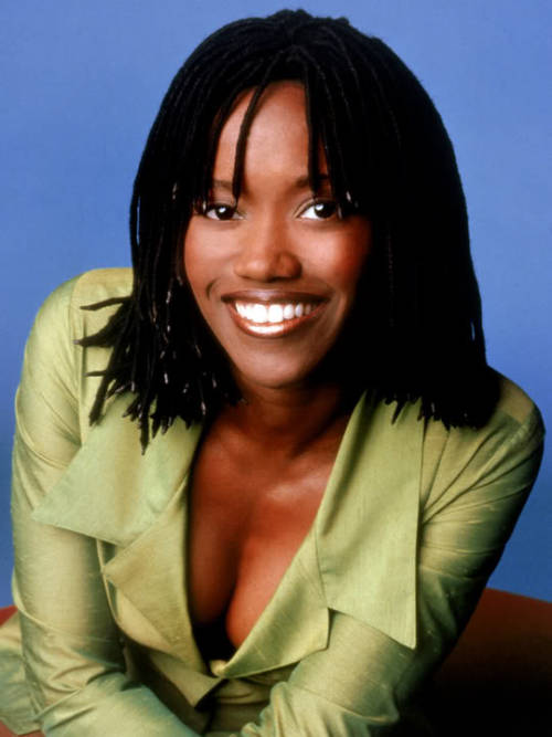 janaymonae:  sedecramarcedes:  lilladycarter:  I always like to think of Lupita Nyong'o as the gown up child of Max & Kyle from Living Single    sistamaryclarence aren’t those your make believe parents?  lol why didn’t I think of this..?  😍🙌🏾