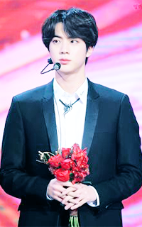 Kim Seokjin 7177f2f74197f7df7d3323f6d703cdb6a16b4c36