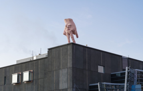 Ronnie van Hout’s “Quasi” sculpture, commissioned by Christchurch Art Gallery in N