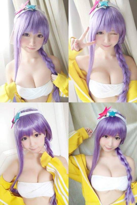 eroerocosplay:  Bb