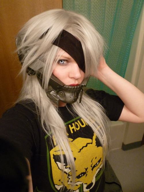 adnarimificationized:  Started to work on my Raiden cosplay!  Woot woot!