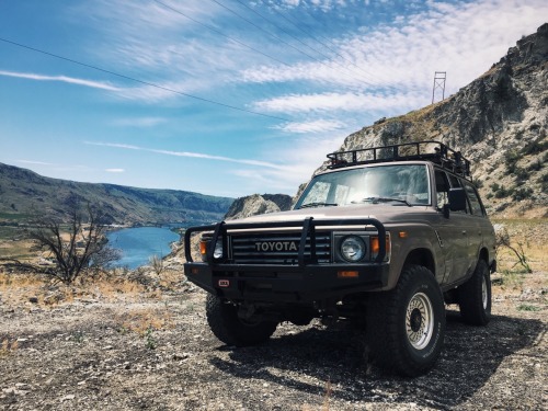 1985zcar:  Completed the Cascade Loop between yesterday and today. Something I’ve wanted to do for a long time. Did roughly 400 or so miles. Longest trip I’ve done in the truck so far, and it didn’t miss a beat.