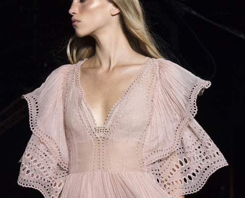 XXX themakeupbrush:Alberta Ferretti S/S 2019 photo