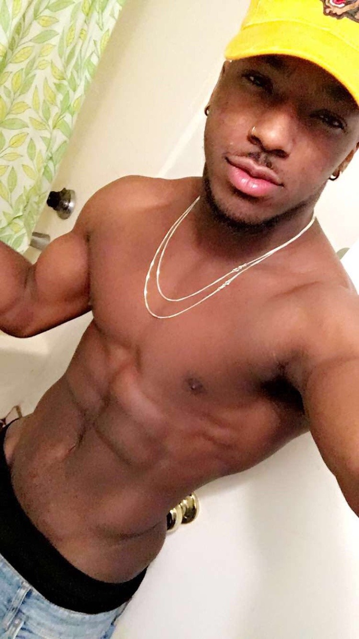 I love nude ethnic men with big dicks