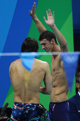 bonuccileo:  An emotional Michael Phelps of the United States waves at the crowd after his final swim with the United States winning gold in the Men’s 4 x 100m Medley Relay Final during the swimming competition at the Olympic Aquatics Stadium August