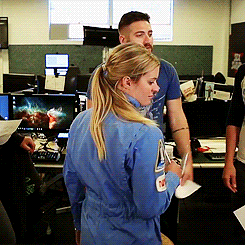 mattpeaked:happy birthday elyse willems
