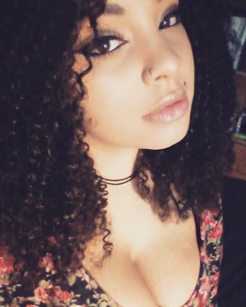 melitabee:    (ノ ◕ 3◕ )ノ   *:･ﾟ✧   ✿      