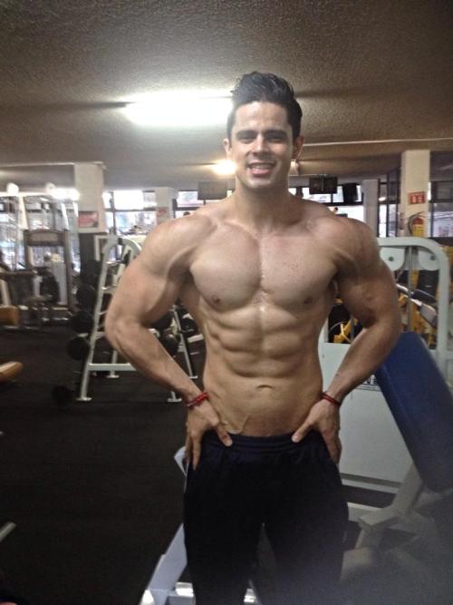 musclemex:  Memo Rodriguez