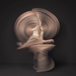 gaksdesigns:  Time-lapse Images of Nude Dancers Created with 10,000 Individual Photographs by Photographer Shinichi Maruyama  