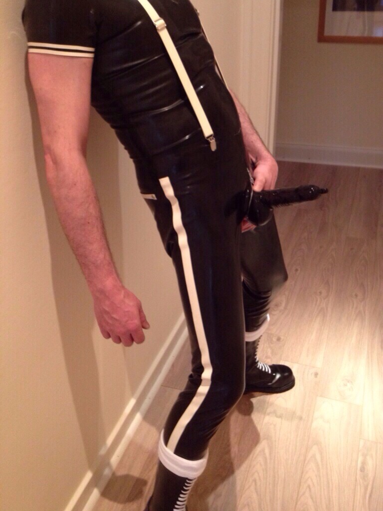 WaderboyLondon's Rubber Perv Page