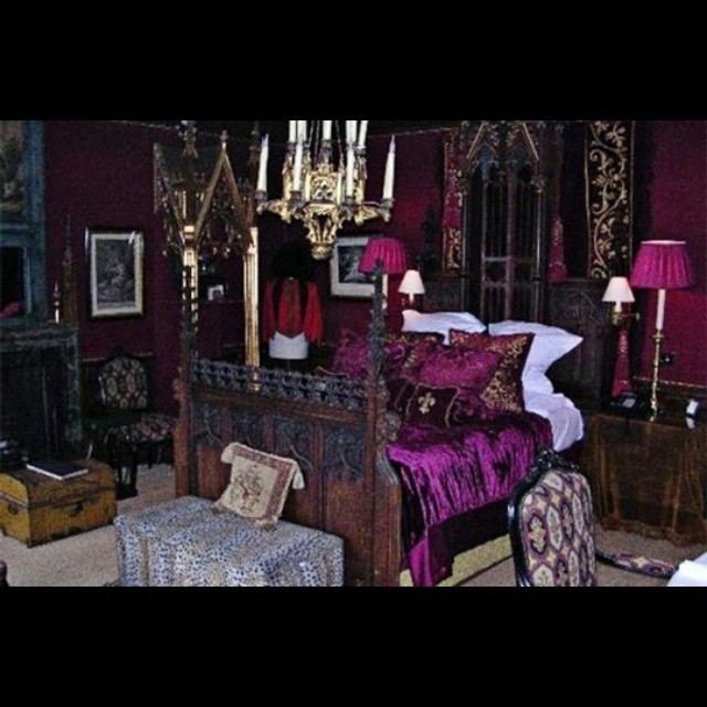 Kanarian Kindred Amazing Modern Gothic Bedroom Ideas With Dark