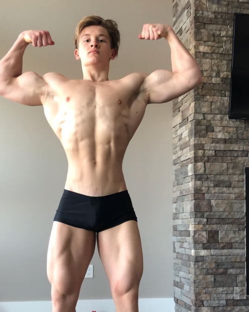 Porn Pics musclecomposition:Bodybuilder, Ryeley Palfi