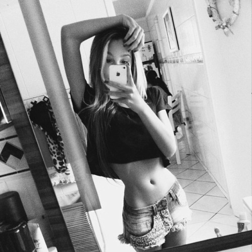 Skinny Loves Summer