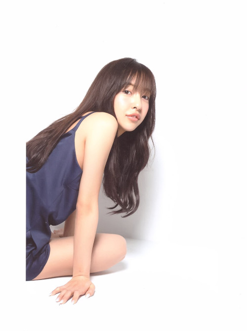 voz48reloaded:  「Luv U」 - Itano Tomomi 10th ANNIVERSARY PHOTO BOOK