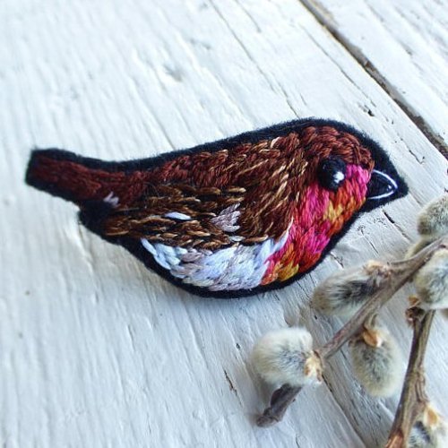 Some new little #handembroidery #bird pins in my #shop ❤ what do you Think? #embroidery #embroiderya