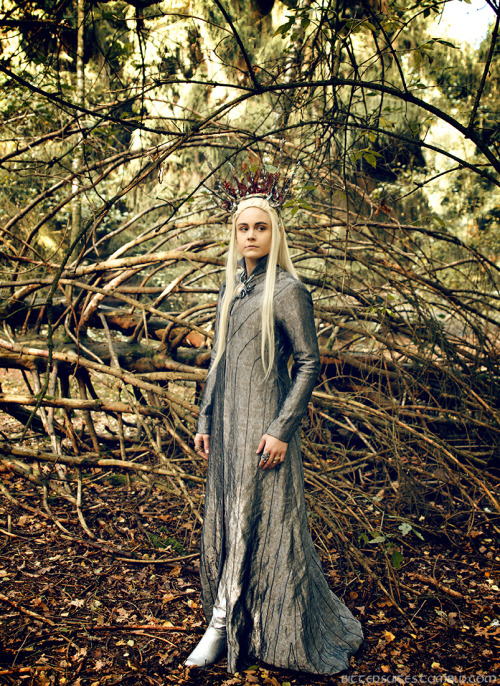 bittersuites:Well here he is, finally… Thranduil. Just, you know, hanging, and being regal in a fo