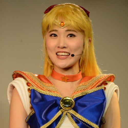 Usagi and Chibiusa Birthday Event 2015 - Sailor Venus (Shiori Sakata)Source