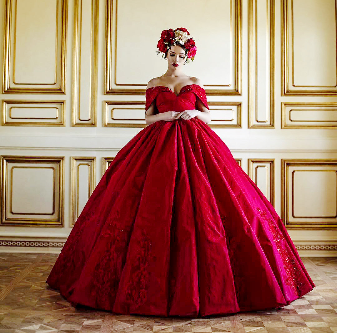 Lady in Red (Lusi Wedding) - SAPERE AUDE