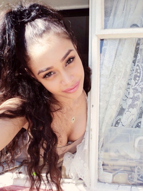 phuckindope:  Nicole Zaira 😍 