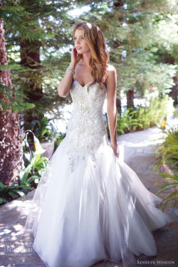 awesomeweddingdresses:  http://www.weddinginspirasi.com/2013/03/08/kenneth-winston-spring-2013-wedding-dresses/
