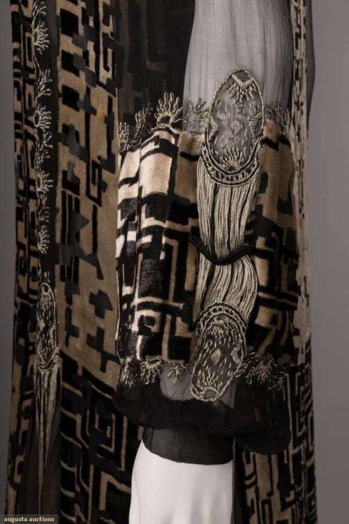 TAN &amp; BLACK CUT VELVET EVENING DRESS, EARLY 1920sVoided silk velvet pieced onto silk chiffon